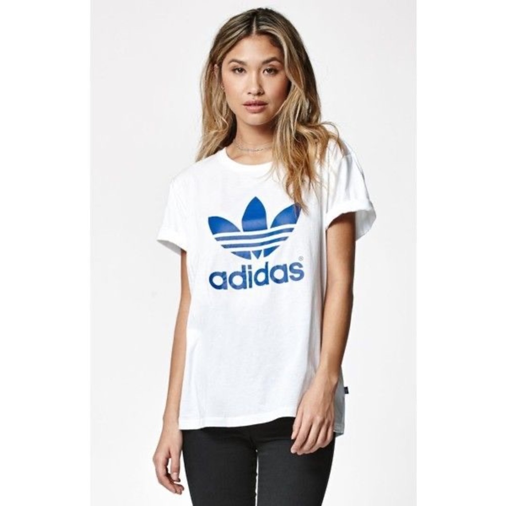 Adidas loose fit Short sleeve tee